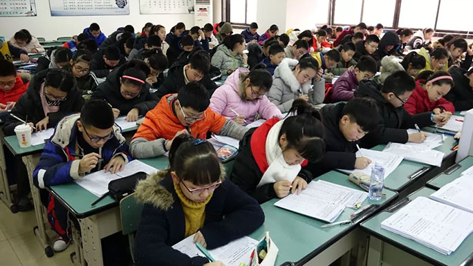 寒假“進補”火爆開啟，90%的蓉城學子，竟都選擇這樣過！